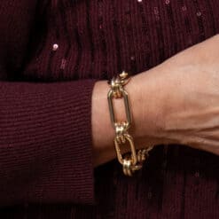 Alternative view of Armband (107)